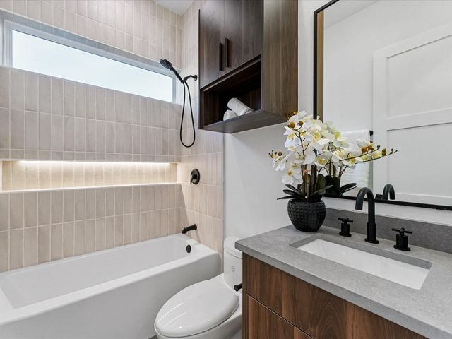 8322 Williamsdell Street, Houston, TX 77088