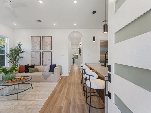 8322 Williamsdell Street, Houston, TX 77088