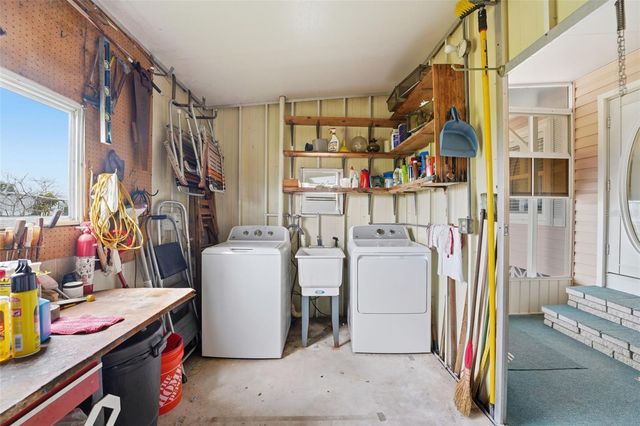 520 IMPERIAL DRIVE, North Port, FL 34287