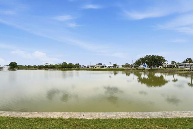 520 IMPERIAL DRIVE, North Port, FL 34287