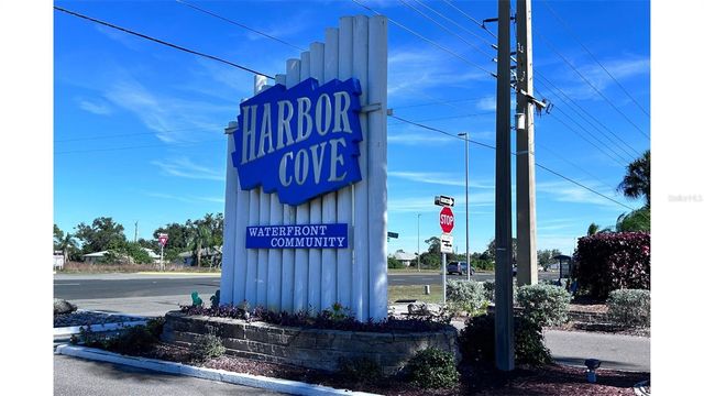 520 IMPERIAL DRIVE, North Port, FL 34287