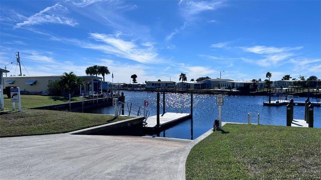 520 IMPERIAL DRIVE, North Port, FL 34287
