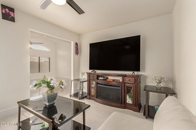 12465 N 67TH Drive, Peoria, AZ 85381