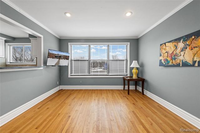 25777 Woodward Avenue 204, Royal Oak, MI 48067