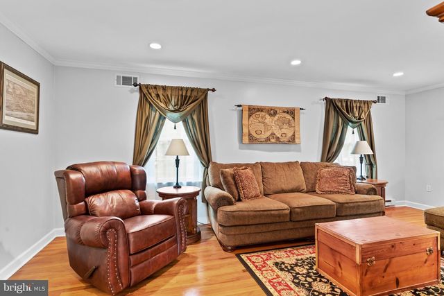 5220 DEERFIELD AVE, Mechanicsburg, PA 17050