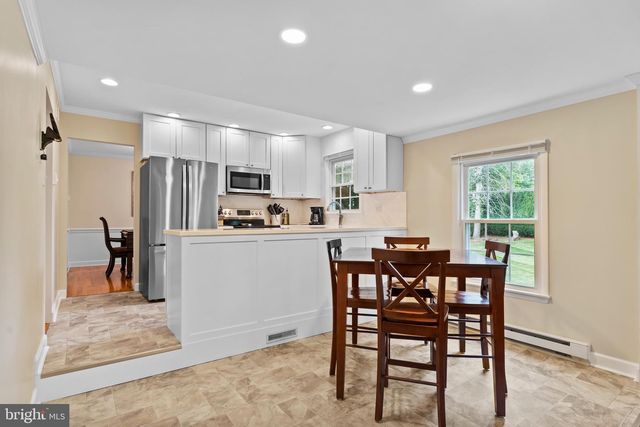 5220 DEERFIELD AVE, Mechanicsburg, PA 17050