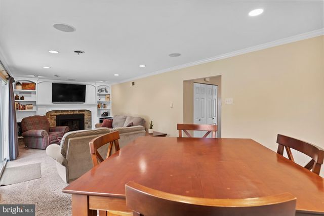 5220 DEERFIELD AVE, Mechanicsburg, PA 17050