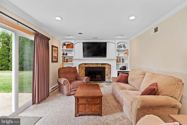 5220 DEERFIELD AVE, Mechanicsburg, PA 17050