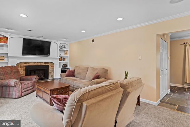 5220 DEERFIELD AVE, Mechanicsburg, PA 17050