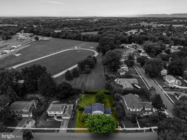 5220 DEERFIELD AVE, Mechanicsburg, PA 17050