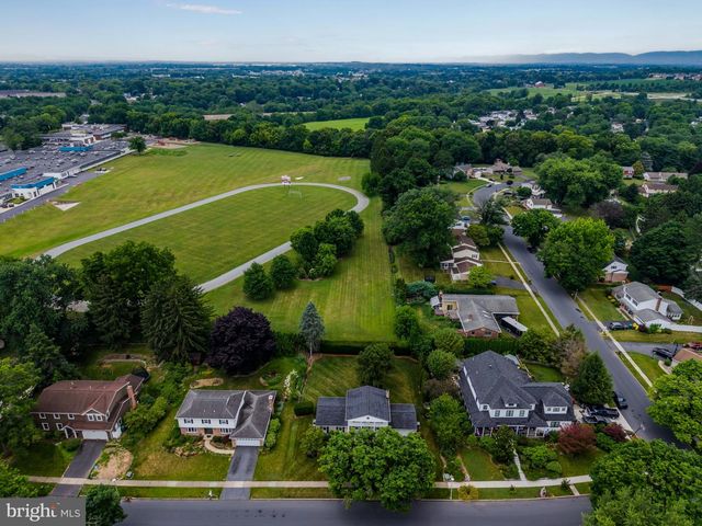 5220 DEERFIELD AVE, Mechanicsburg, PA 17050