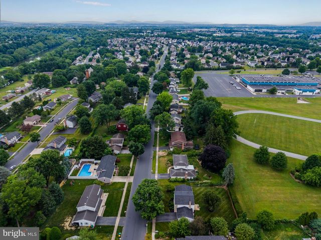 5220 DEERFIELD AVE, Mechanicsburg, PA 17050