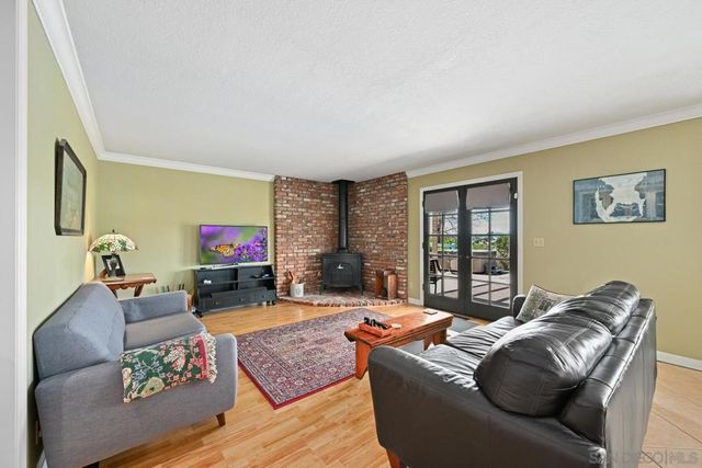 1282 Olive Ave, Fallbrook, CA 92028