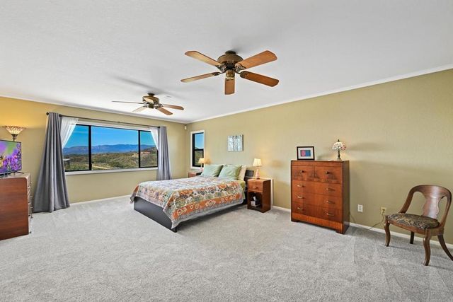 1282 Olive Ave, Fallbrook, CA 92028