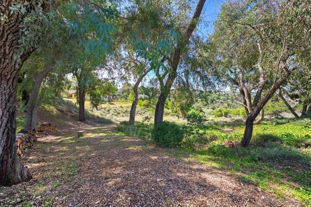 1282 Olive Ave, Fallbrook, CA 92028