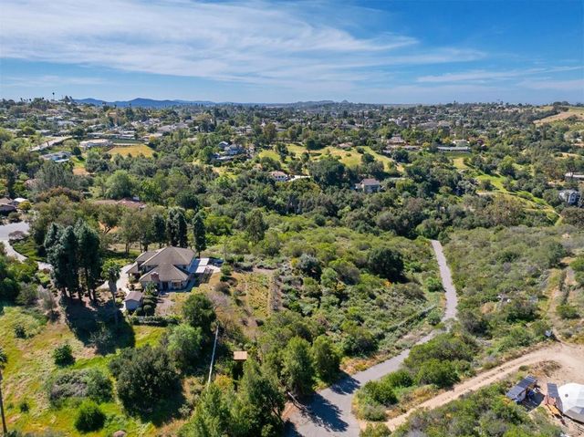 1282 Olive Ave, Fallbrook, CA 92028