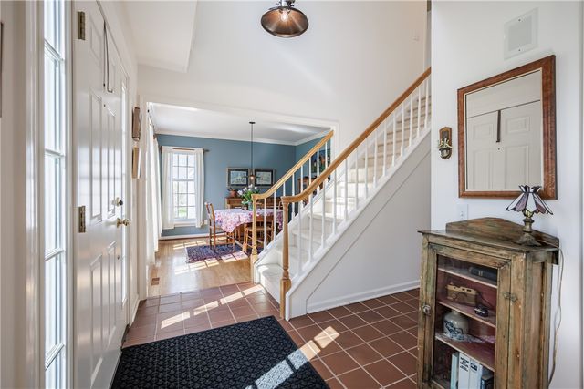 3 Stonefield Place, Mendon, NY 14472