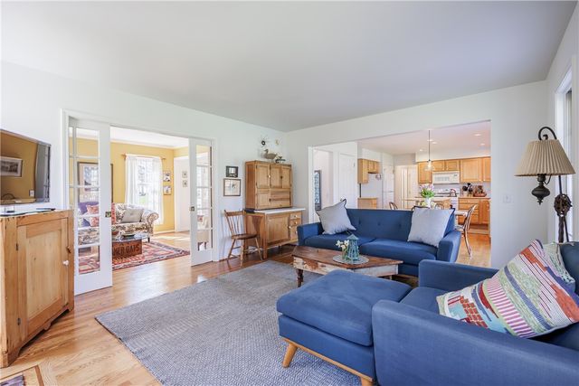 3 Stonefield Place, Mendon, NY 14472