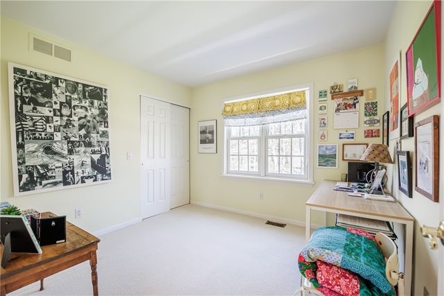 3 Stonefield Place, Mendon, NY 14472