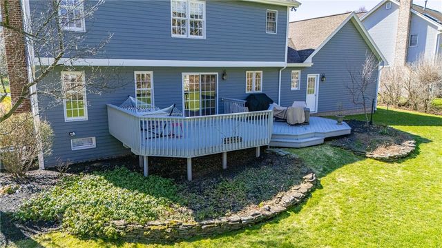 3 Stonefield Place, Mendon, NY 14472