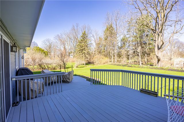 3 Stonefield Place, Mendon, NY 14472