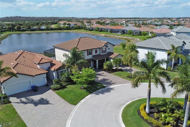 11905 Hickory Estate CIR, Fort Myers, FL 33913