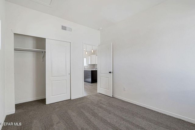 13147 Emerald Hills Avenue, Horizon City, TX 79928