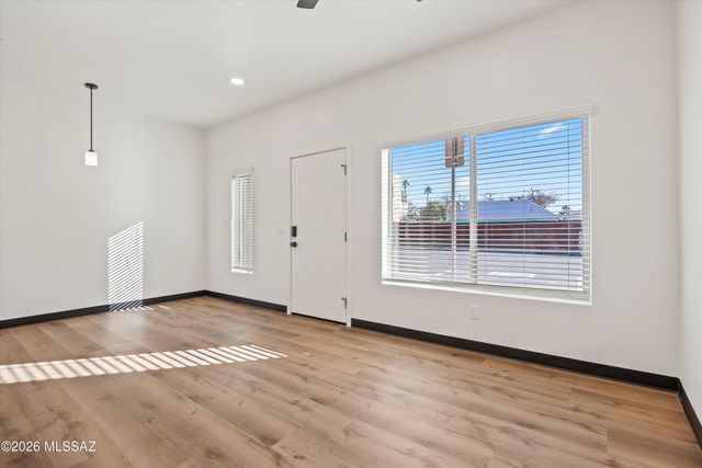 3820 E Fort Lowell Road, Tucson, AZ 85716