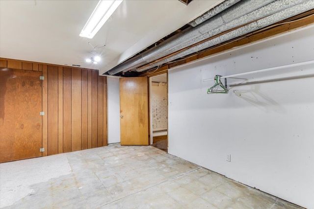 1807 N Kessler, Wichita, KS 67203