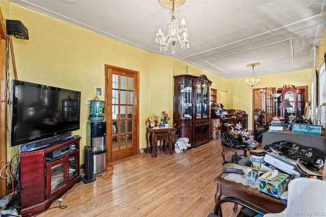 3050 Brighton 7th Street, Brooklyn, NY 11235
