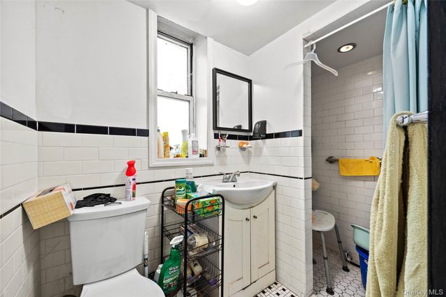 3050 Brighton 7th Street, Brooklyn, NY 11235
