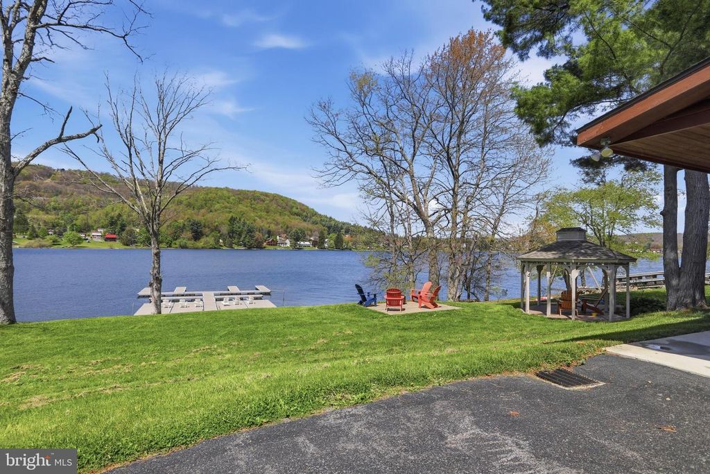 Image 1 of property listing at 38 LAKESIDE VILLAGE LANE, Mc Henry, MD 21541