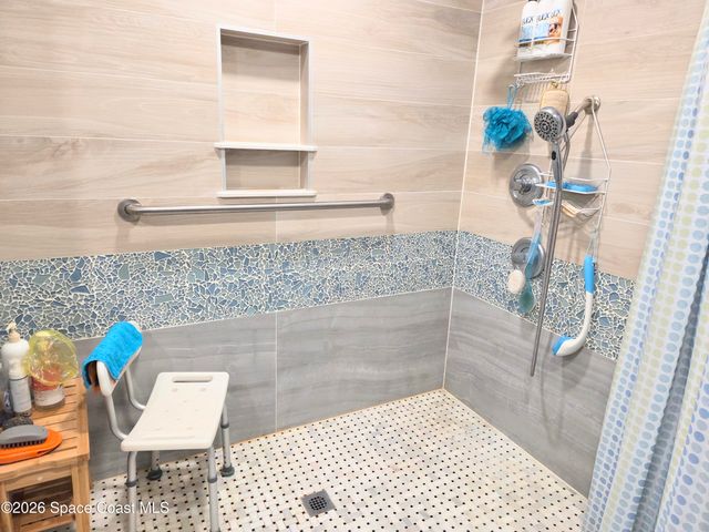 416 N 4th Street, Cocoa Beach, FL 32931