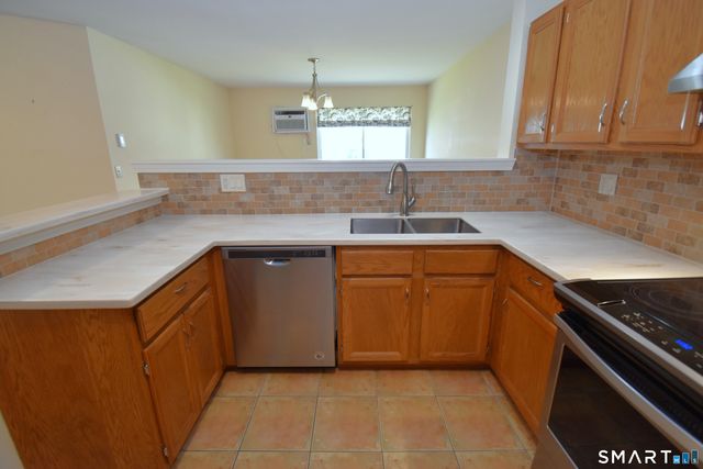 124 Willow Springs 124, New Milford, CT 06776