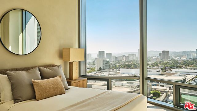 211 W Elm Court 5D, Los Angeles, CA 90067