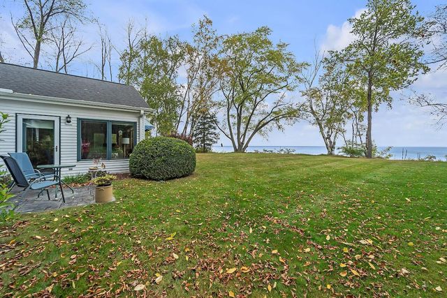 12430 N Lake Shore DRIVE, Mequon, WI 53092
