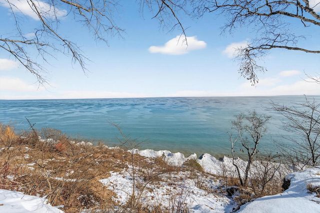 12430 N Lake Shore DRIVE, Mequon, WI 53092