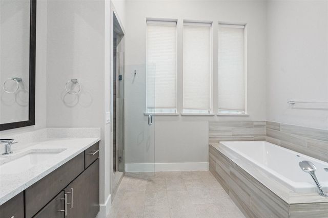 6104 Florencia LN, Austin, TX 78724