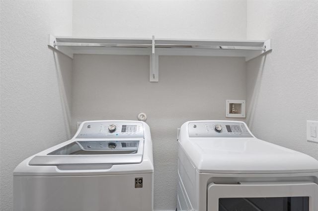 6104 Florencia LN, Austin, TX 78724