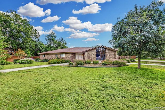 6520 adair, Leon Valley, TX 78238