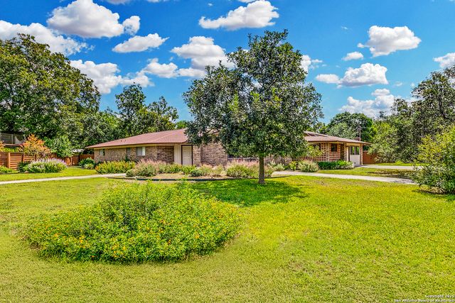 6520 adair, Leon Valley, TX 78238