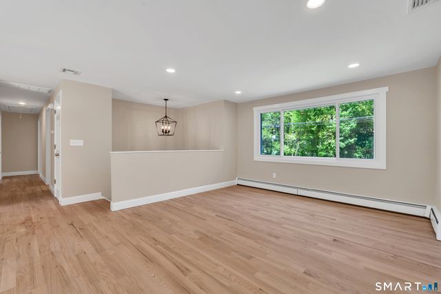 80 School House Road, Wallingford, CT 06492