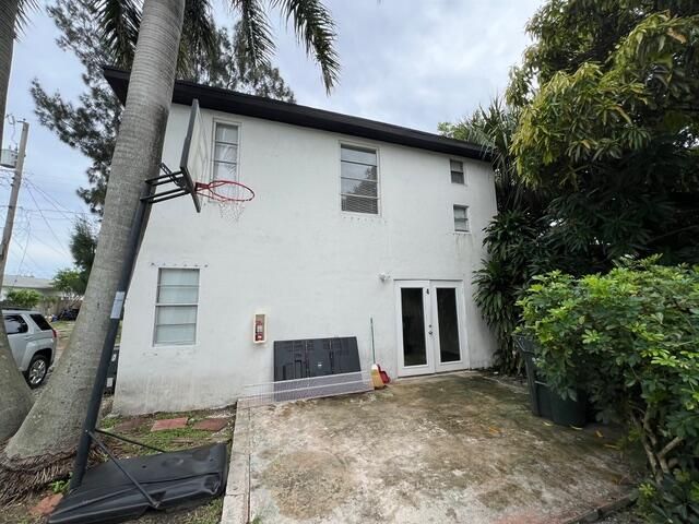520 N E Street, Lake Worth Beach, FL 33460