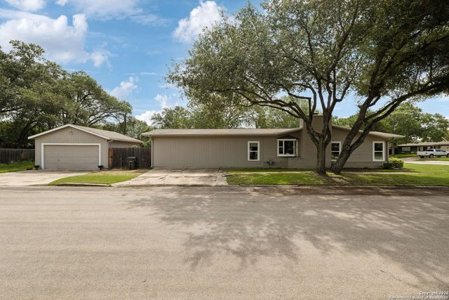 403 Larkwood, San Antonio, TX 78209
