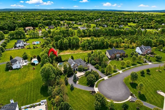 18 Todd St, Hillsborough Twp., NJ 08844