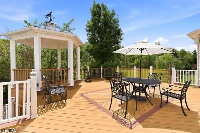 18 Todd St, Hillsborough Twp., NJ 08844