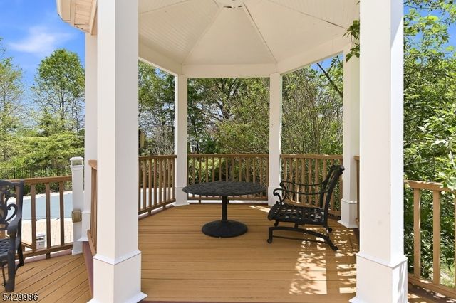 18 Todd St, Hillsborough Twp., NJ 08844