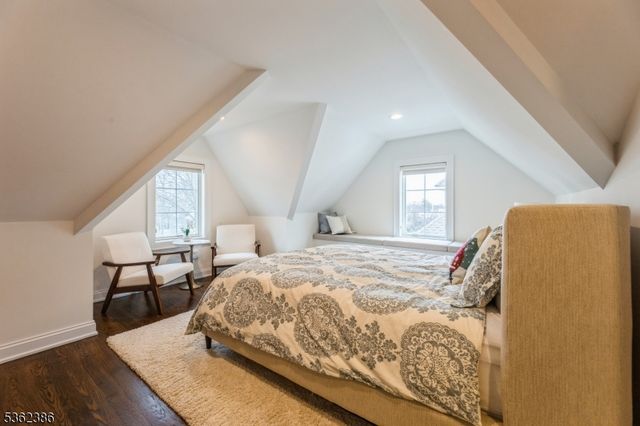 24 Gates Ave A, Summit City, NJ 07901