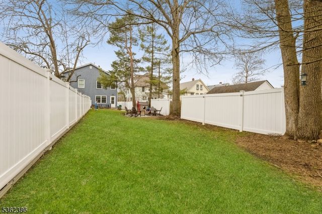 24 Gates Ave A, Summit City, NJ 07901