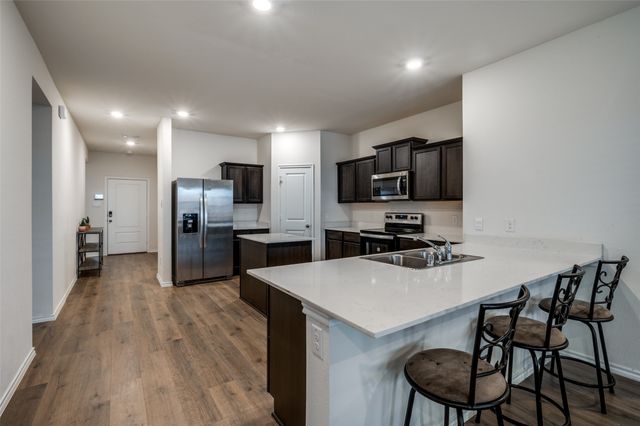 812 Primrose Lane, Pilot Point, TX 76258